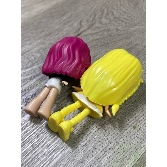 Spin Masters Little Charmers Lot of 2 Mini Fashion Dolls - Pink & Yellow Hair - Picture 8 of 8